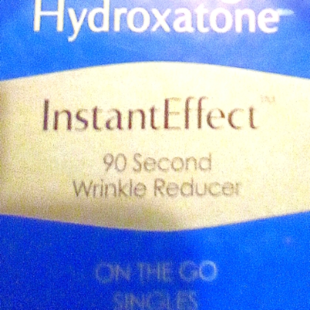 COPY - New 90 second wrinkle reducer!- singles on the go individual packets